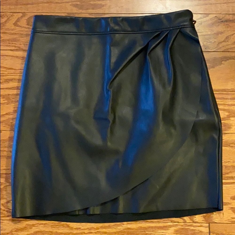 Express black skirt